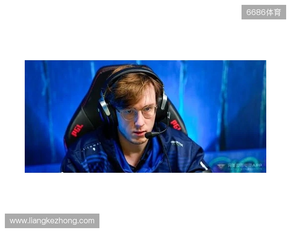 小道消息:Hellscream和SabeRLight-将加入VP战队 小道消息:Hellscream和SabeRLight-将加入VP战队